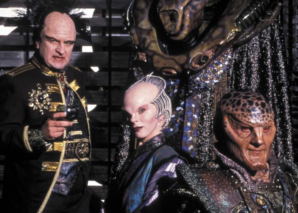 #30. Babylon 5 (1993–1998)
